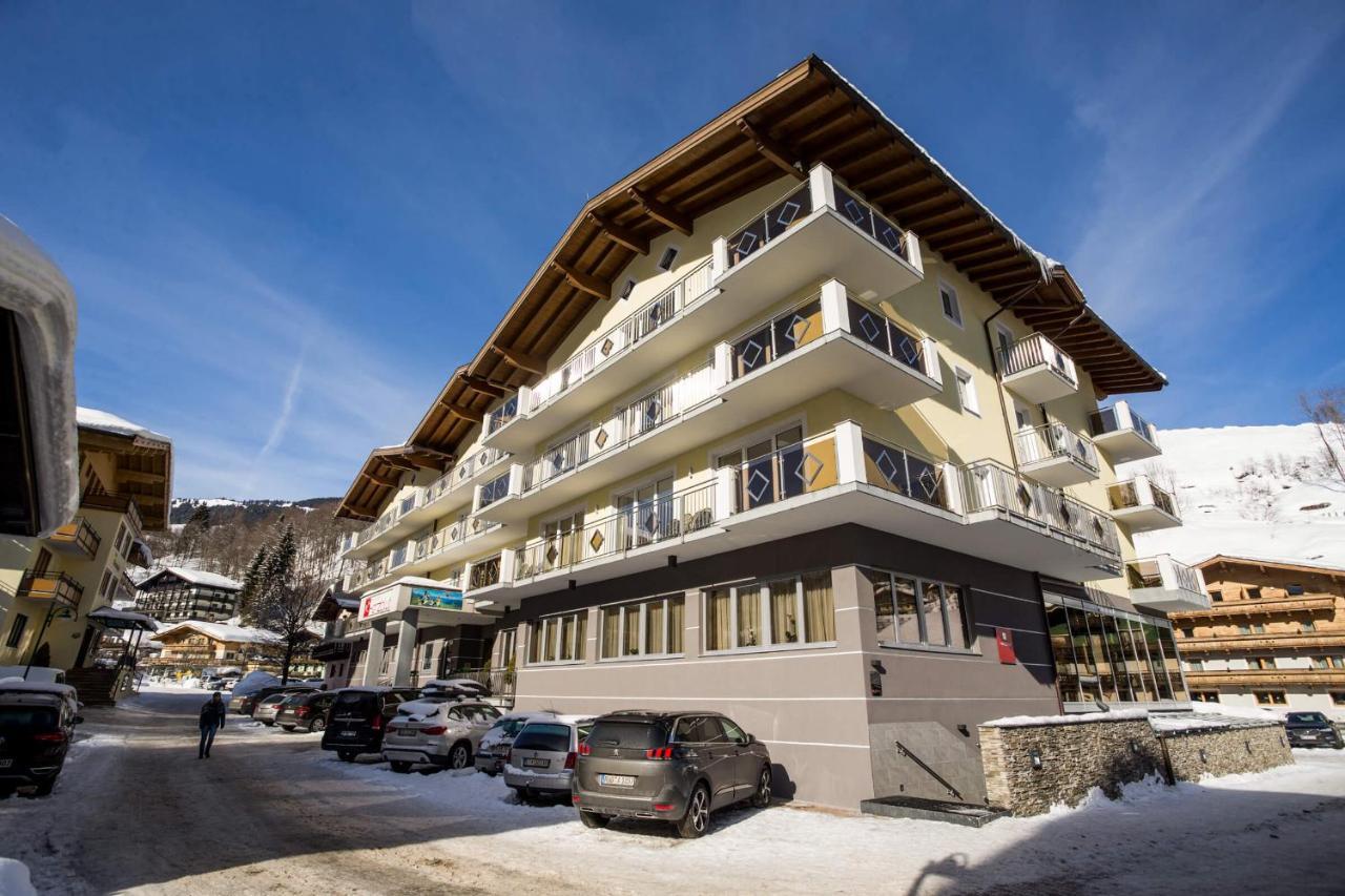 Hotel Herzblut Saalbach Kültér fotó