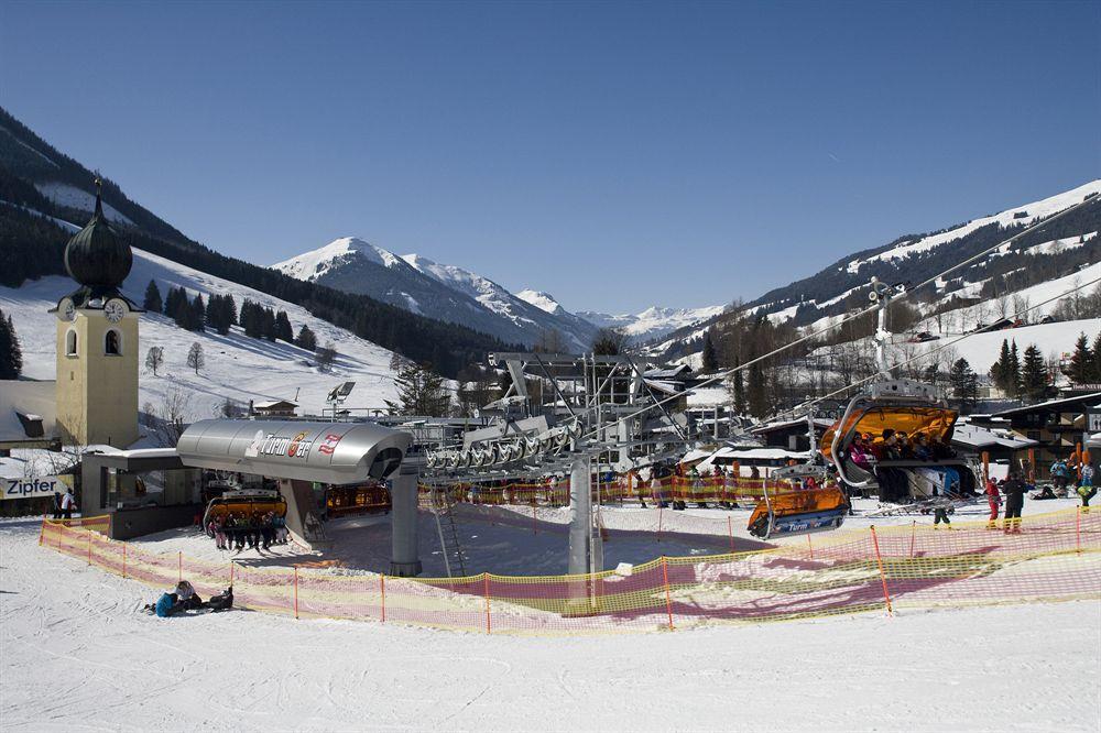 Hotel Herzblut Saalbach Kültér fotó